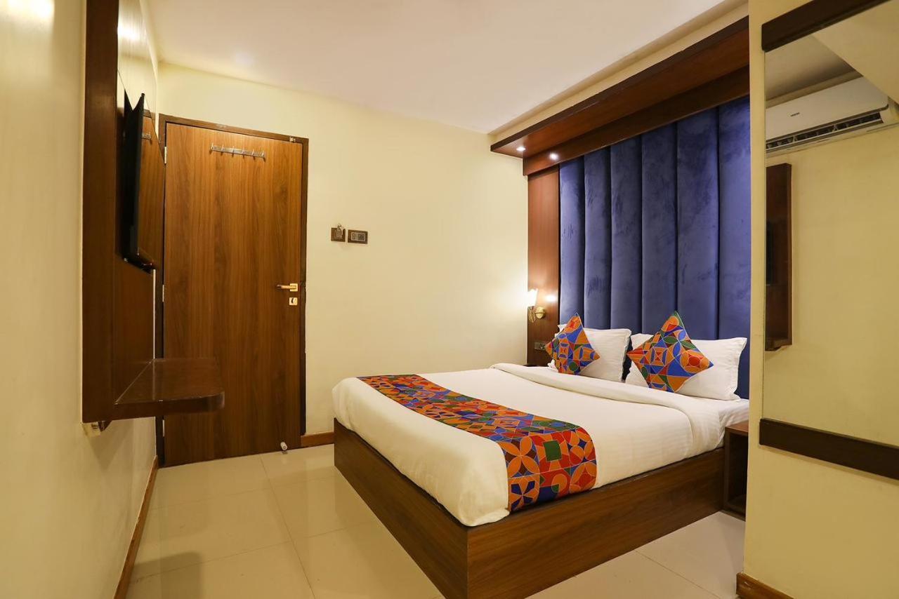Hotel Rio Mumbai Exterior photo